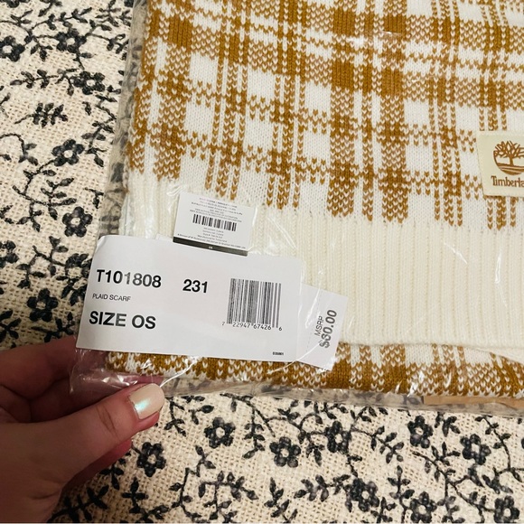 NWT Timberland Plaid Scarf - Picture 3 of 5
